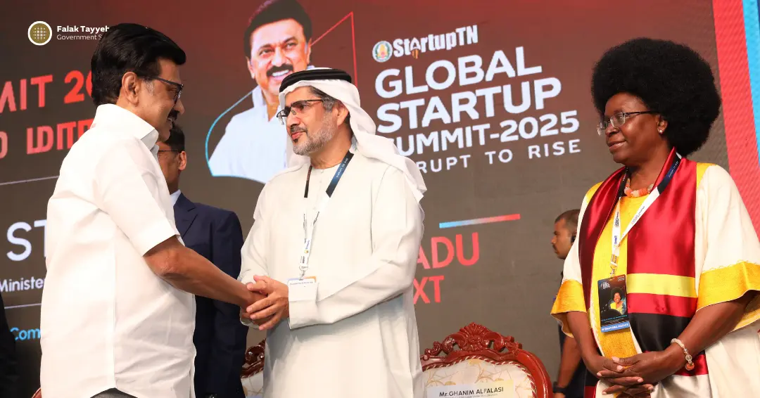 Mr. Ghanim Al Falasi meeting partners during the Crescent Institute visit in India